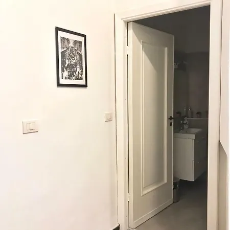 Accogliente Bilocale Situato Nel Cuore Della Citta Apartment Genoa